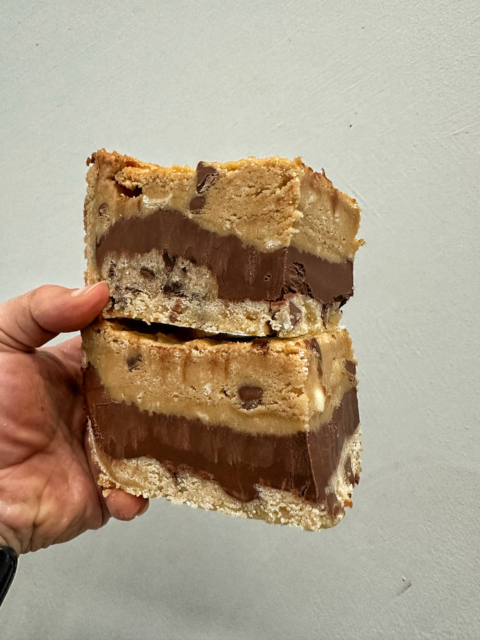 Choc chip Nutella Blondie